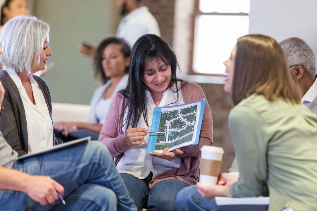 Which is Better for Your community a SelfManaged HOA or a HOA